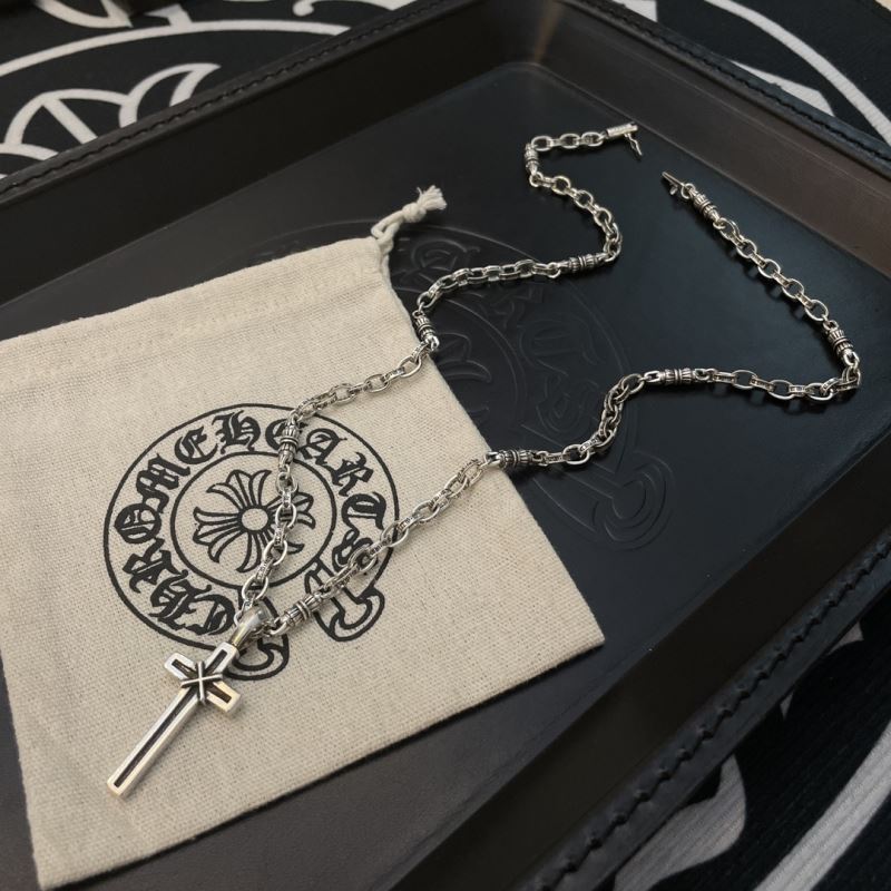 Ch*0me He**ts necklaces